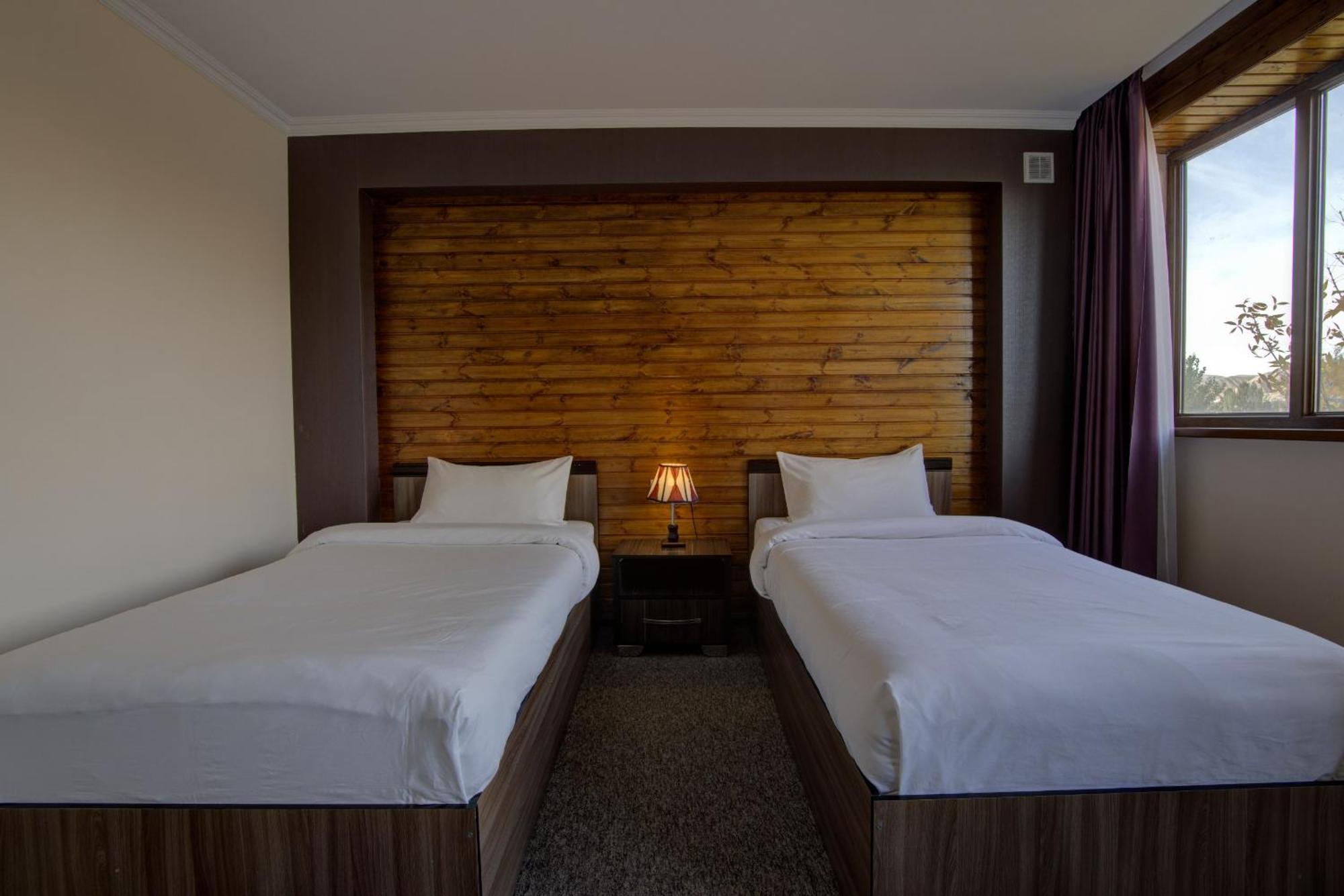 Khan Tengri Hotel Naryn Exterior foto